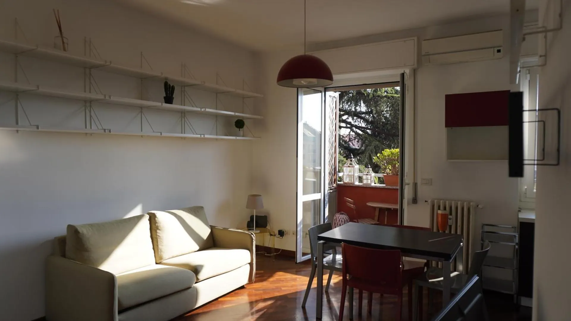 Tavazzano 10 - At Your Place Milano 0*, 밀라노